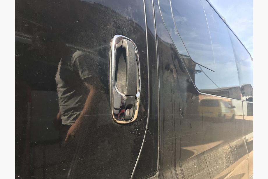Nissan Primastar 2002–2014 Ovenkahvojen kehyslistat (4 kpl, ruostumaton teräs) Kuva 5