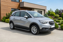 Opel Crossland X 2017–2024 Allmond Black sivuaskelmat (2 kpl, alumiini) kuva 1