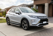Mitsubishi Eclipse Cross 2017– BlackLine-sivuporrassarja (2 kpl, alumiini) kuva 1