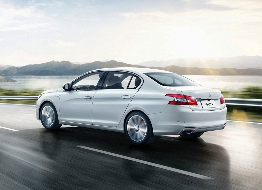 Edullisen Peugeot 408 -sedanin koeajo