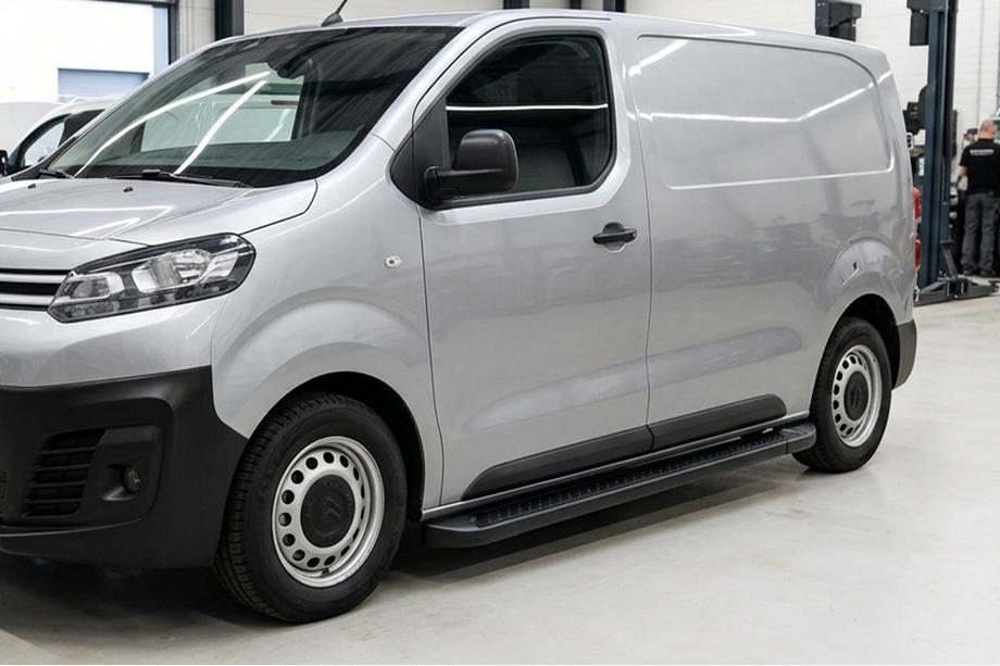 Toyota Proace 2016– Allmond Black sivuaskelmat (2 kpl, alumiini) XS – Lyhyt akseliväli Kuva 5