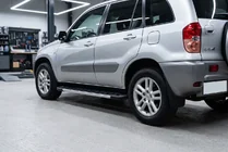Toyota Rav 4 2001–2005 Sivukynnykset RedLine V1 (2 kpl, alumiini) kuva 3