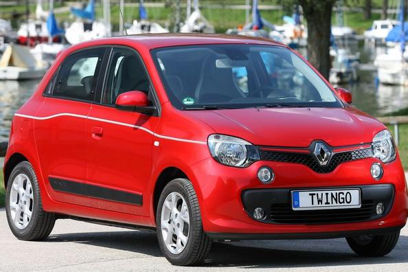 Renault Twingo -kompaktihatchbackin esittely
