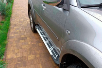 Mitsubishi Pajero Sport 2008–2015 Sunrise-astinlaudat (2 kpl, alumiini) kuva 1