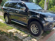 Mitsubishi Pajero Sport 2008–2015 Maydos V2 sivuportaat (2 kpl, alumiini ↗ ruostumaton teräs) kuva 6