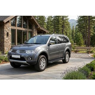 RedLine Black sivuporrastangot (2 kpl, alumiini) Mitsubishi Pajero Sport 2008–2015 kuva 1