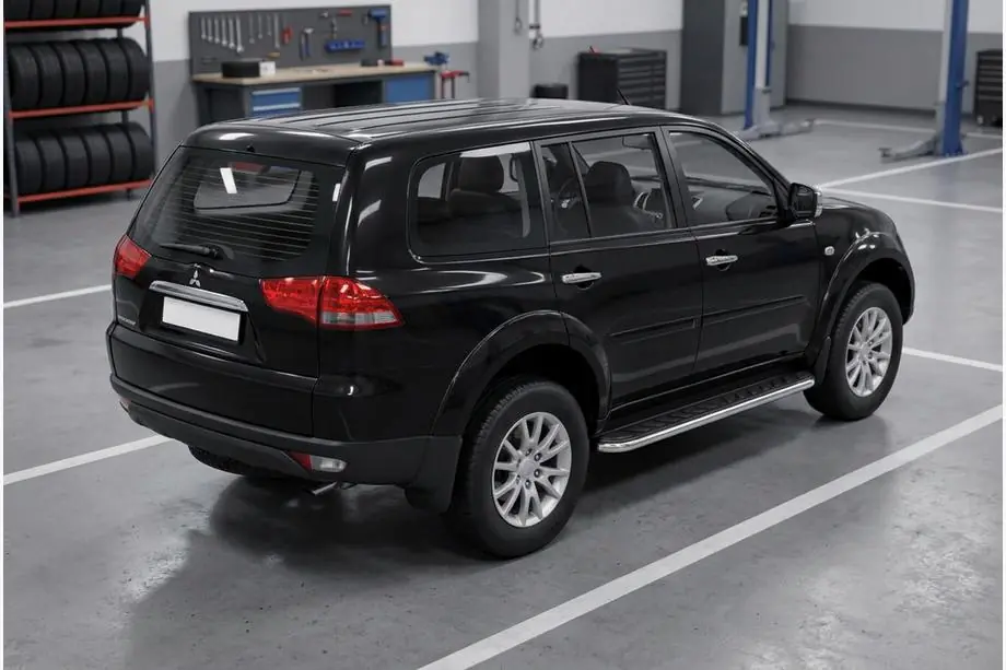 Mitsubishi Pajero Sport 2008–2015 Maydos V1 sivuastinlaudat (2 kpl, alumiini / ruostumaton teräs) Image