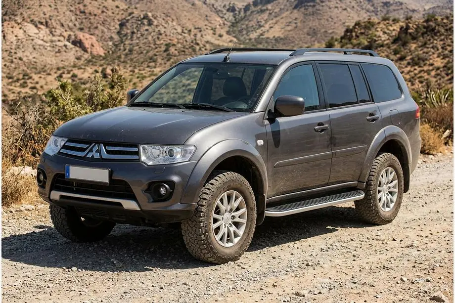 Mitsubishi Pajero Sport 2008–2015 Tayga sivuaskelmat (2 kpl, alumiini) Image