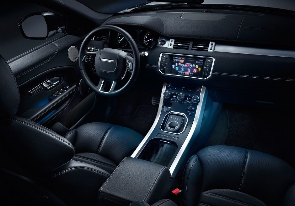 Uudistettu premium-crossover Range Rover Evoque