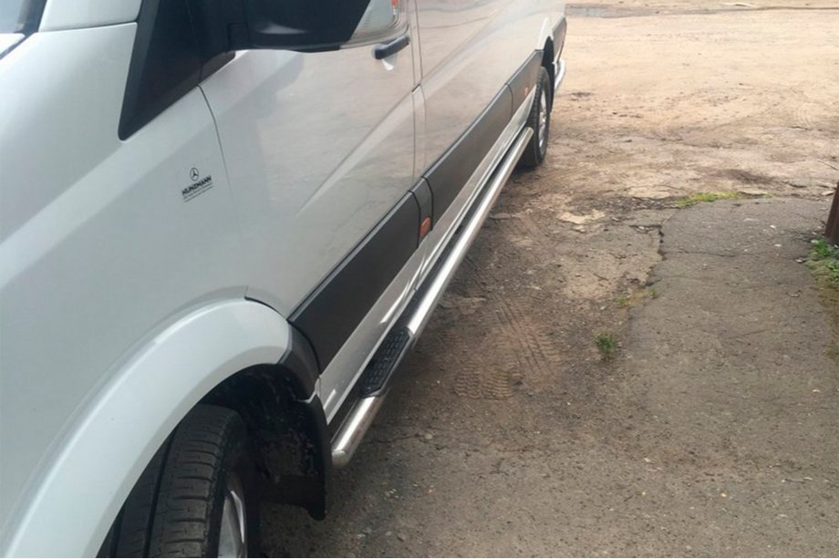 Mercedes Sprinter W907/W910 2018– Sivuputket (2 kpl, RST) d70, keskipitkä akseliväli – etuveto Kuva 3