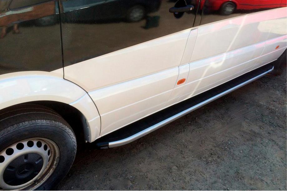 Mercedes Sprinter W907/W910 2018– Fullmond sivuportaat (2 kpl, alumiini) Image