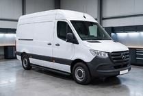 Mercedes Sprinter W907/W910 2018– Bosphorus Black sivuastinlaudat (2 kpl, alumiini) kuva 1