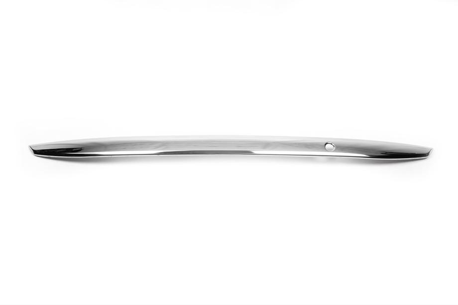 Toyota Corolla 2007–2013 Rekisterikilven ylälista 2010-2013 (ruostumaton teräs) Kuva 4