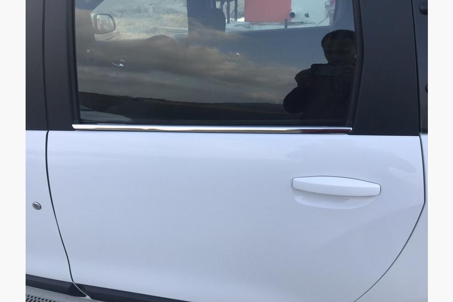 Dacia Lodgy 2012–2022 Ikkunankehyslistat (4 kpl, ruostumaton teräs) Kuva 2