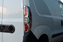 Opel Combo 2012–2018 Takavalojen kromikehykset (2012-2015, 2 kpl, muovi) kuva 1