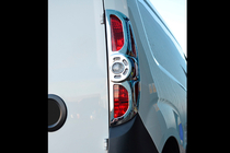 Opel Combo 2012–2018 Takavalojen kromikehykset (2012-2015, 2 kpl, muovi) kuva 2