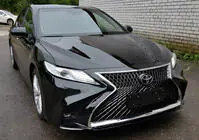 Toyota Camry 2017–2023 Lexus LS -tyylinen korisarja kuva 1
