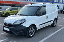 Fiat Doblo II 2010–2022 Skyport kattokaiteet (mustat) Maxi-alusta kuva 1