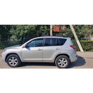 Skyport-kattokaiteet (mustat) Toyota Rav 4 2006–2013 kuva 3