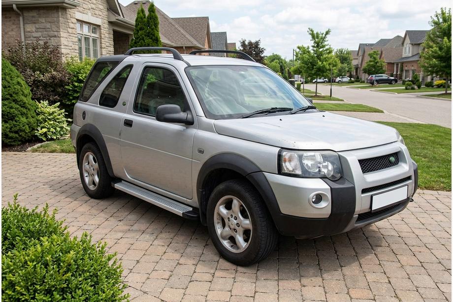 Land Rover Freelander I 1997–2006 Maya V2 sivuportaat (2 kpl, alumiini) Image