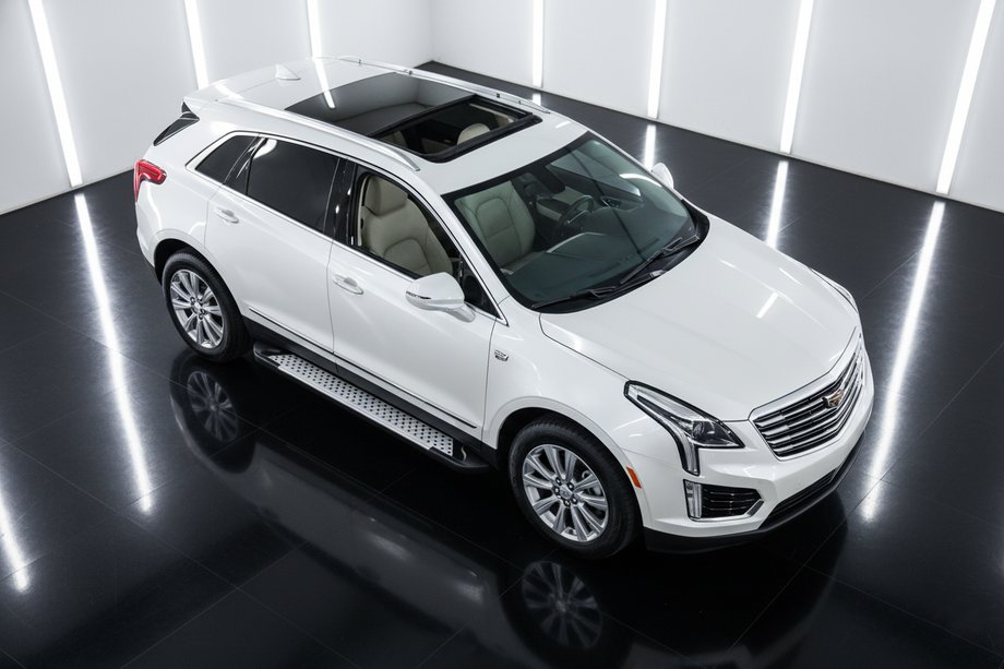Cadillac XT5 2016– Allmond Grey -sivuporrassarja (2 kpl, alumiini) Image