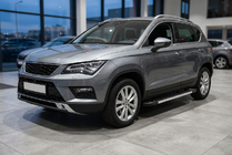 Seat Ateca 2016– Sivukynnykset RedLine V1 (2 kpl, alumiini) kuva 1