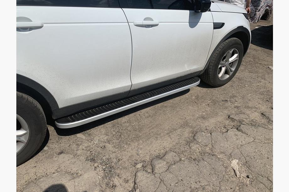 Land Rover Discovery Sport 2014– Sivuportaat Tayga Grey (2 kpl, alumiini) Kuva 4