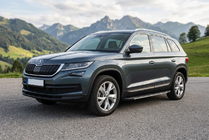 Skoda Kodiaq 2016–2023 Sivuportaat Bosphore Grey (2 kpl, alumiini) kuva 1