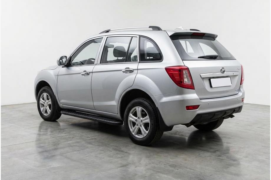 Lifan X60 2011– Bosphore Black -sivukynnykset (2 kpl, alumiini) Kuva 1