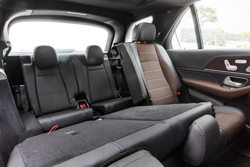 Uuden sukupolven premium-luokan Mercedes-Benz GLE -crossover