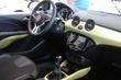 Opel Adam -subkompaktin hatchbackin koeajo kuva 7
