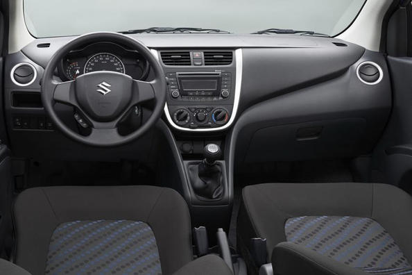 Suzuki Celerio -kompaktin hatchbackin koeajo Kuva 5