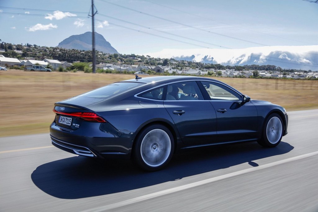 Premium-luokan liftback Audi A7 Sportback