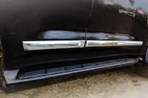 Toyota Land Cruiser 200 2007–2021 Oven listasarja (2016-2021) kuva 4