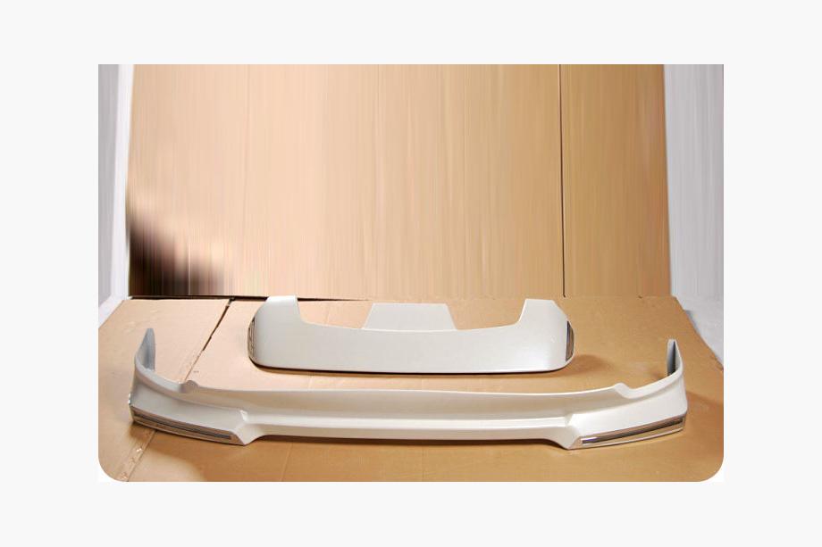 Toyota Land Cruiser 200 2007–2021 Korisarja 2012-2015 (LC15) Valkoinen väri Kuva 6