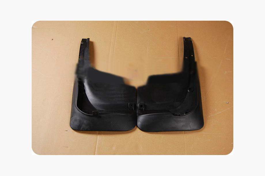 Toyota Land Cruiser 200 2007–2021 Korisarja 2012-2015 (LC15) Valkoinen väri Kuva 8