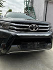 Toyota Hilux 2015– Etupuskurin lippa V1 (ABS) kuva 6