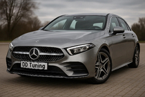 Mercedes A-сlass W177 2018– Etusäleikkö Diamond Silver (2018-2022) kuva 1