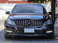 Mercedes C-sarja W204 2007–2015 Etusäleikkö GT Panamericana kuva 1