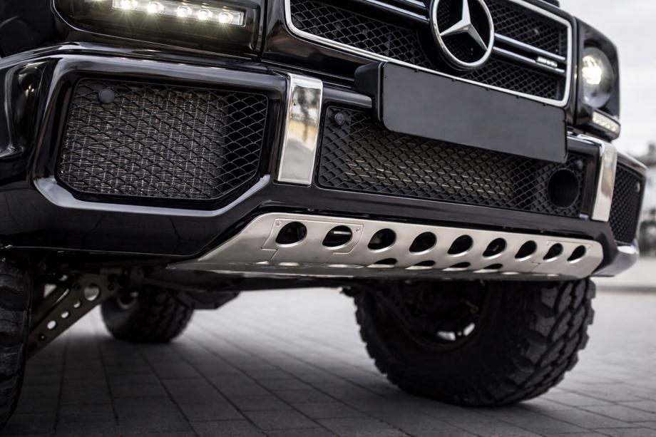 Mercedes G class W463 1990–2018 Etupuskurin suoja (ruostumaton teräs) Kuva 2