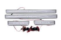 Nissan Tiida 2004–2011 Libao-valaistut kynnyslistat (4 kpl, ruostumaton teräs) kuva 2