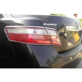 Takavalojen peitelistat (2 kpl, muovi) Toyota Camry 2006–2011 kuva 1