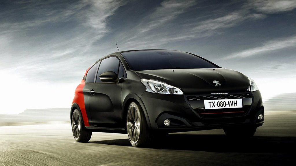 Katsaus kolmeoviseen Peugeot 208 GTI -viistoperään