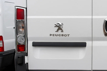 Peugeot Boxer 2006–2025 Takavalojen kromilistat (2 kpl, ruostumaton teräs) kuva 1