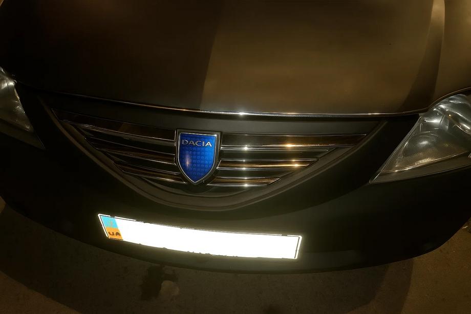 Dacia Logan I 2005–2008 Etumaskin listat (ruostumaton teräs) Carmos - turkkilainen teras Image