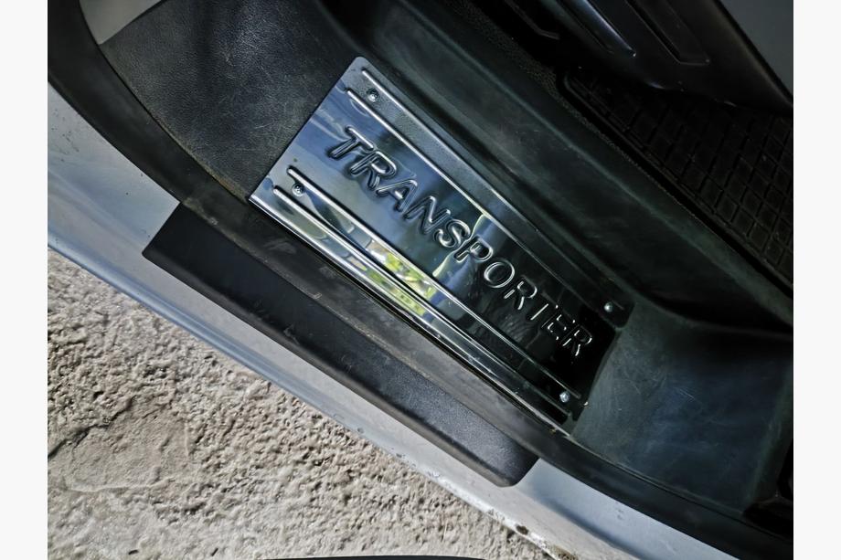 Volkswagen T5 2010–2015 Carmos V3 sisäkynnyslistat (3 kpl, ruostumaton teräs) Image