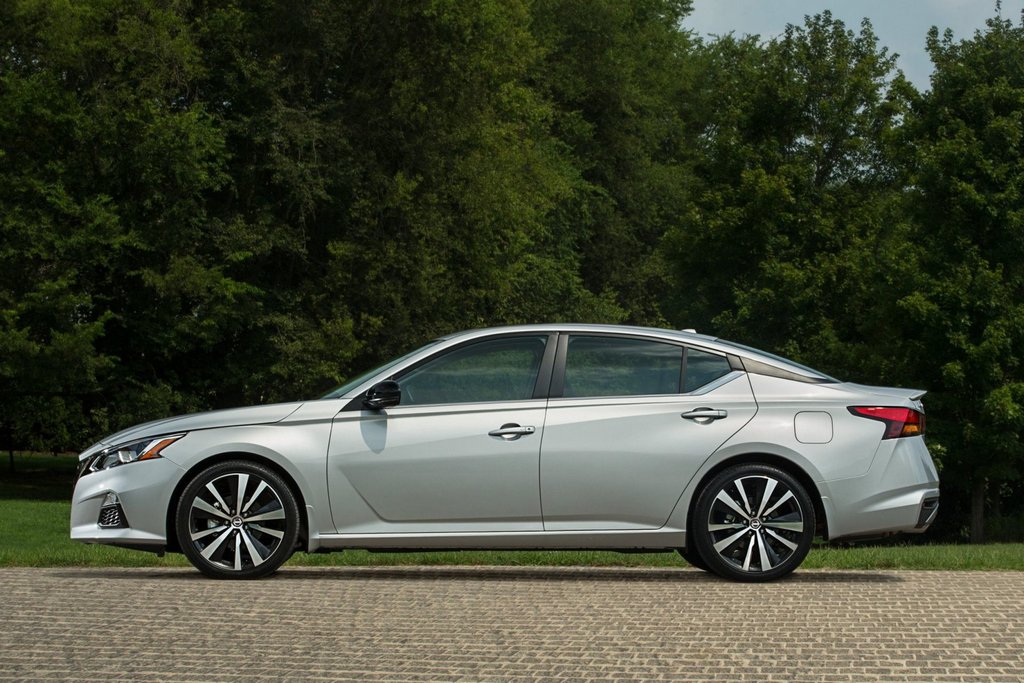 Nissan Altima -sedanin kuudes sukupolvi
