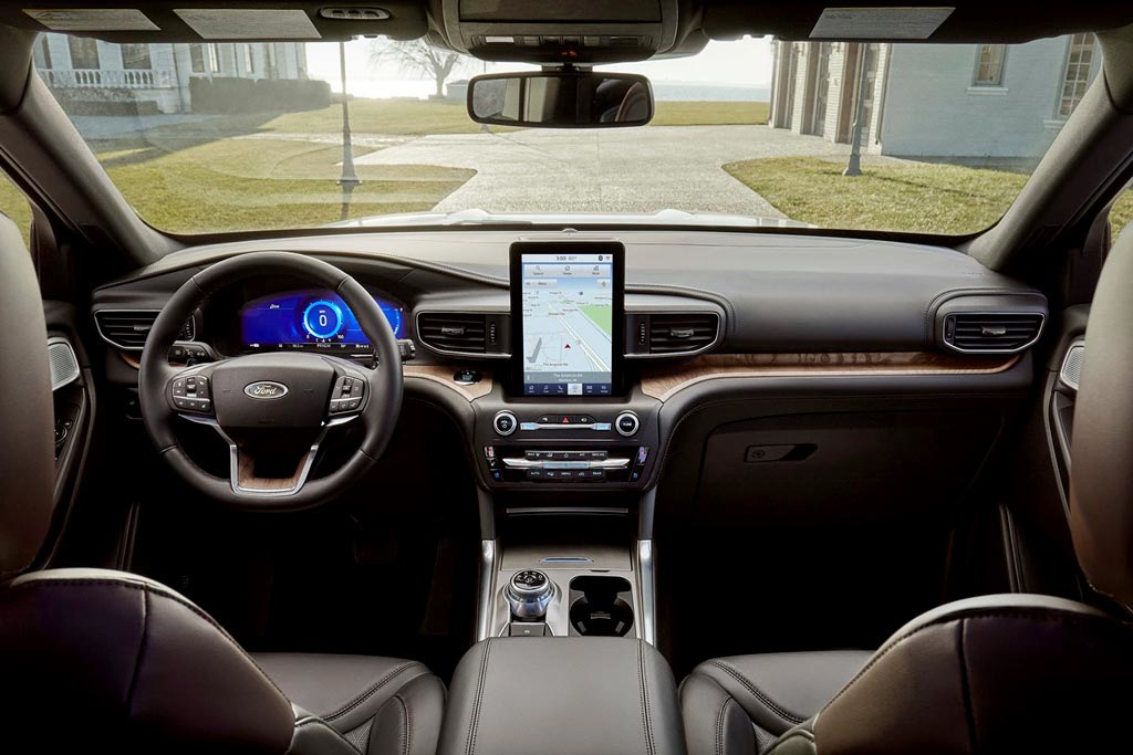 Koeajo: Ford Explorer 2020 -mallivuosi