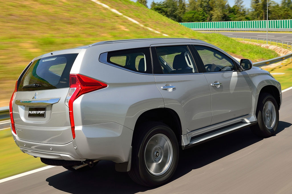 Maastoauton Mitsubishi Pajero Sport kolmas sukupolvi