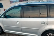 Volkswagen Touran 2010–2015 Ikkunadeflektorit (4 kpl, HIC) kuva 8